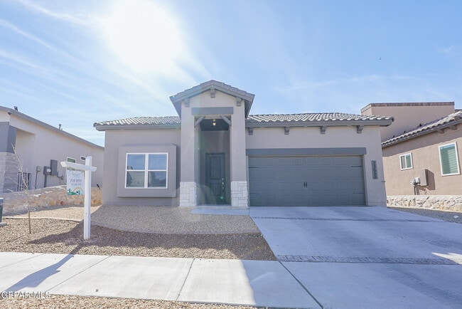 Building Photo - 13652 Glen Vista Ln