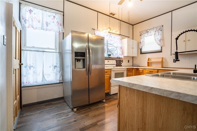 Photo - 13 W Monroe St