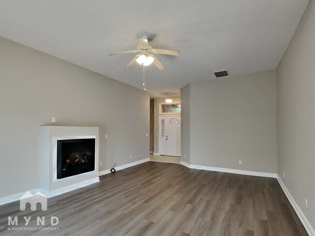 Photo - 1138 S Ventura Ave