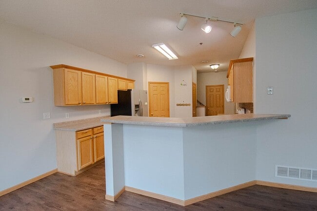 Photo - 2827 Agate Pl NW