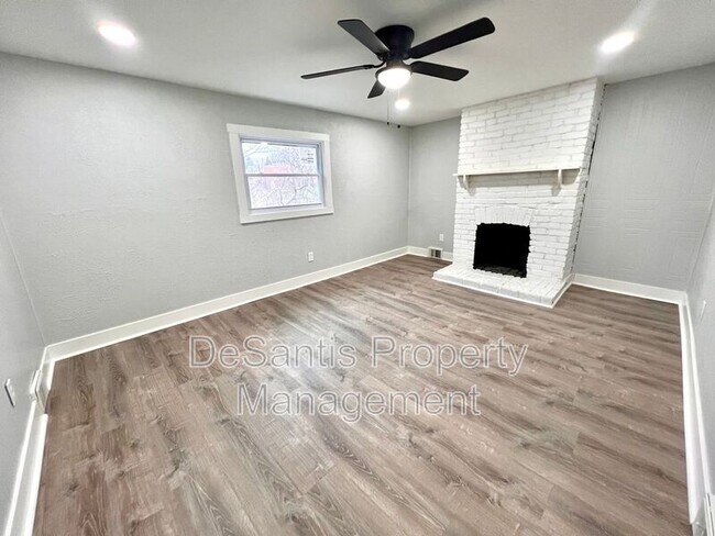 Photo - 363 Woodruff St Unit #2