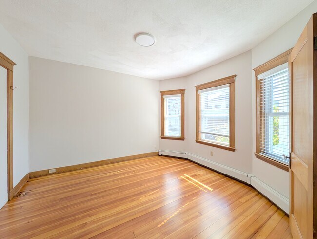 Photo - 29 Frederick Ave Unit 1