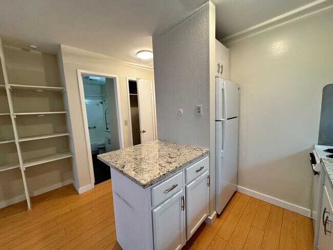 Photo - BEAUTIFUL STUDIO AVAILABLE FOR RENT NOW!!!... Unidad 229