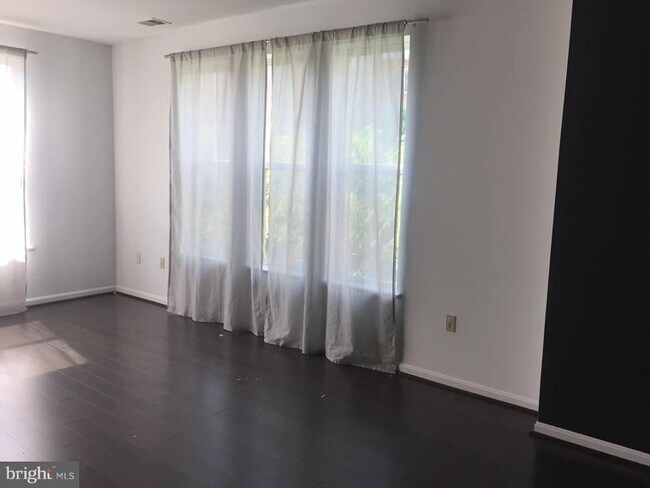 Photo - 2655 Prosperity Ave Unit 238