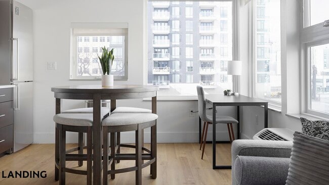 Photo - 135 Adams St Unidad 310