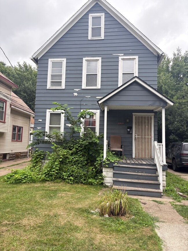 Building Photo - 3711 E 55th St Unit #3