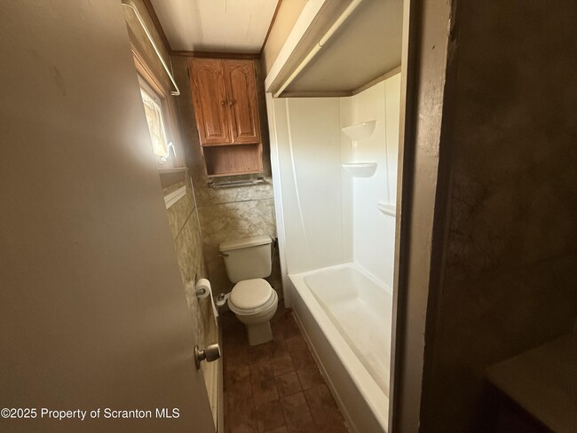 Photo - 205 2nd St