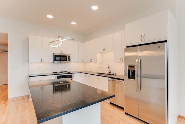 Photo - 1240 S 2nd St