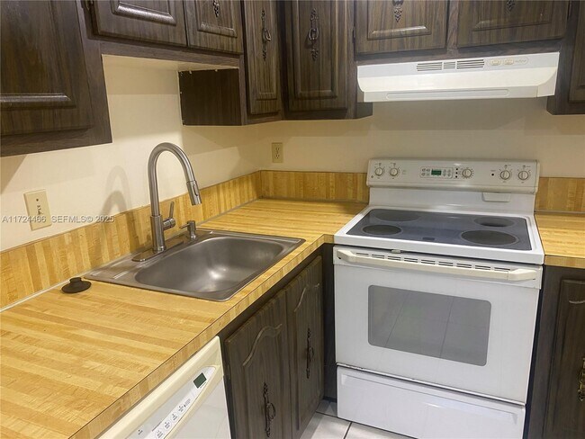 Photo - 335 W Laurel Dr Unidad 1M