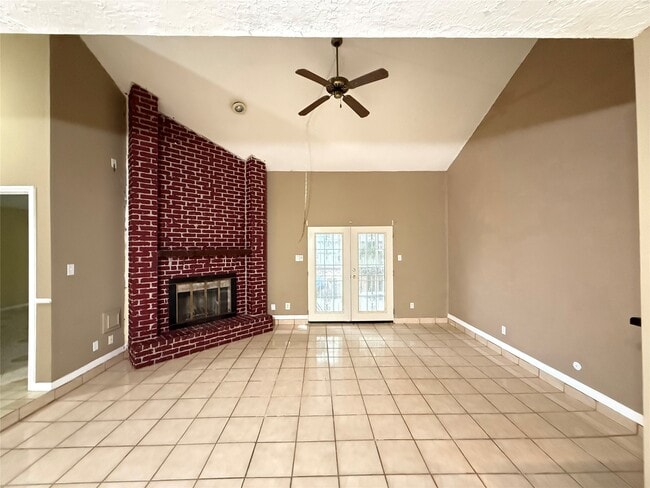 Photo - 13218 Avonshire Dr