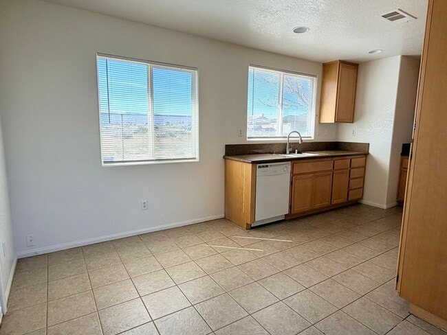 Photo - 9236 Peach Ave Unit A