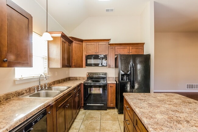 2700 Cherry Tree Dr