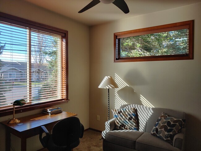Second bedroom (currently set up as a study) - 660 Telegraph Rd Unit 201