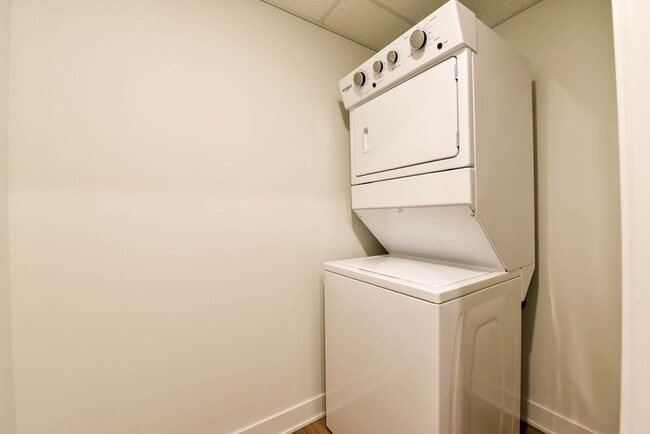 Photo - 9675 Av. Papineau Unit 216