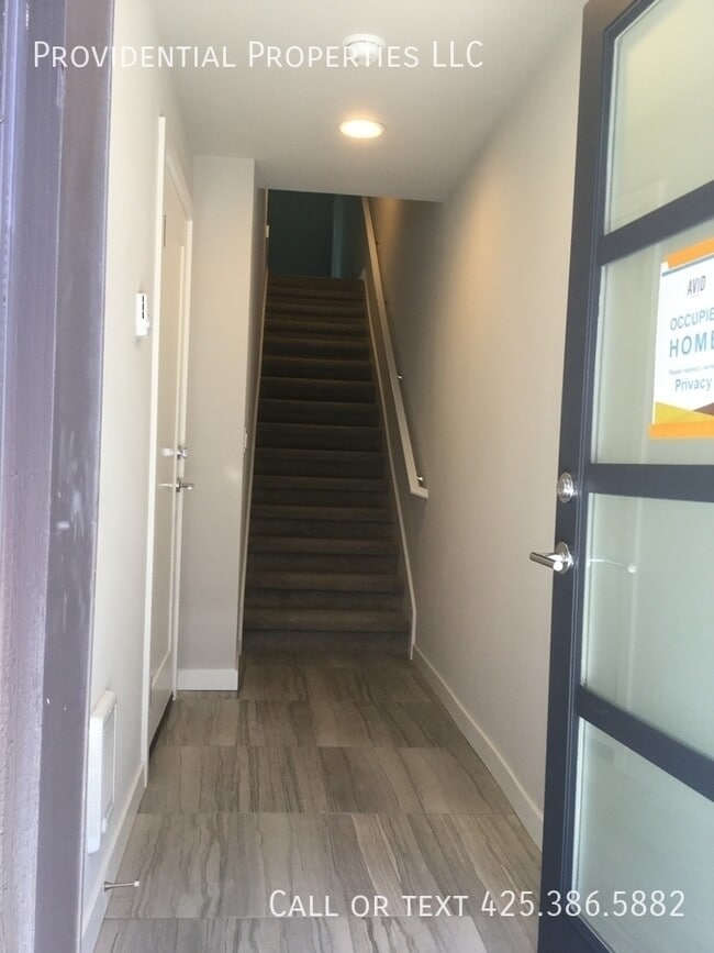 Photo - 1571 139th Ln NE