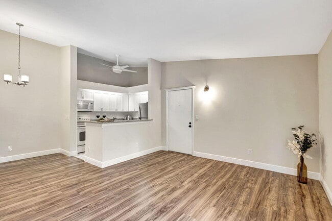Photo - 1109 Duncan Cir Unidad 201