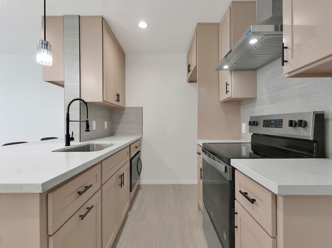 Photo - 20234 Cantara St Unidad 275