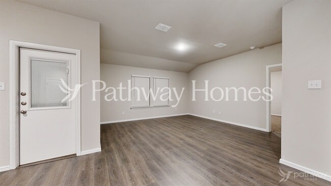 Photo - 1609 Vandemere Ct