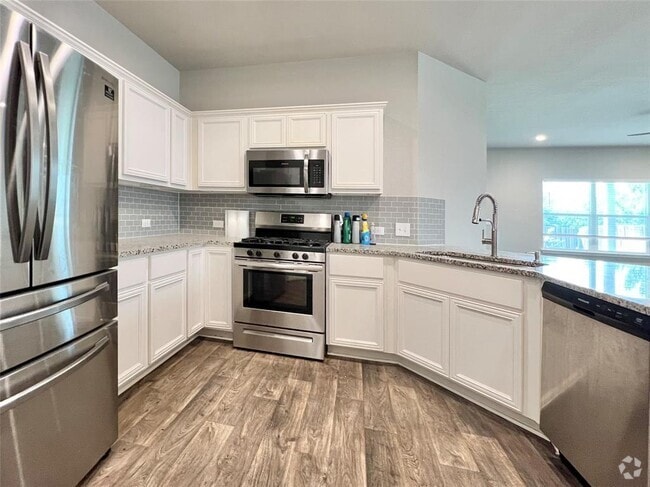 Building Photo - 13800 Cantarra Dr Rental