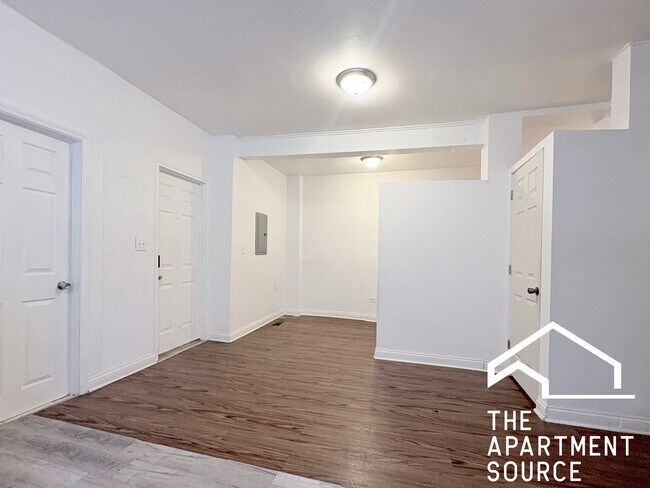 Photo - 1900 S Throop St Unit 9