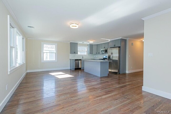 Photo - 207 Nassau Blvd Unit B
