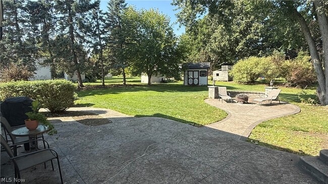 5973 University Heights Cir NW