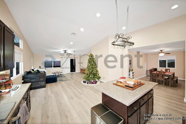 Photo - 34142 Dianthus Ln