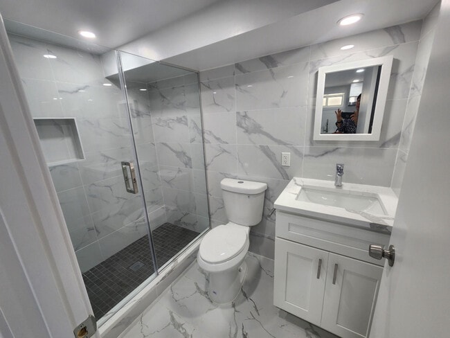 Photo - 45-58 172nd St