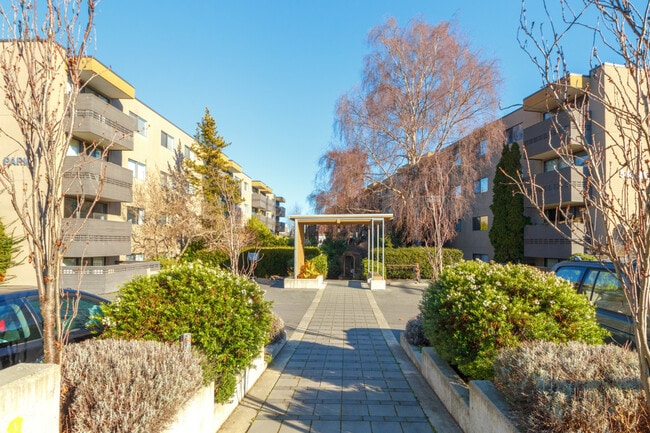 Marifield Park - Marifield Park