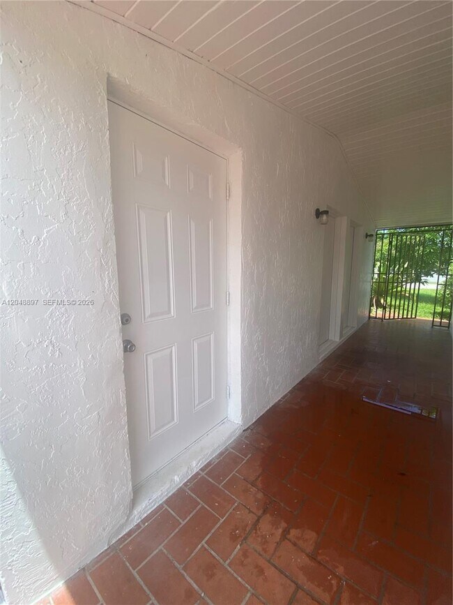 Photo - 15130 Tyler St Unit Back