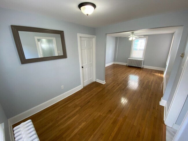 Photo - 60 William St Unit 1