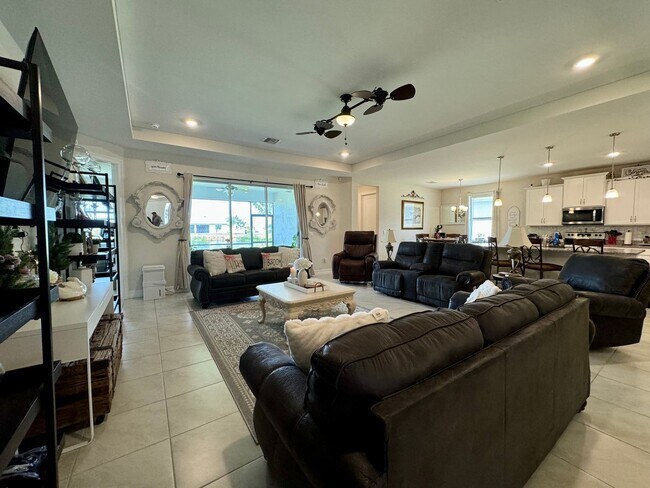 Photo - Turnkey Elegance in Brightwater Lagoon: Fu...