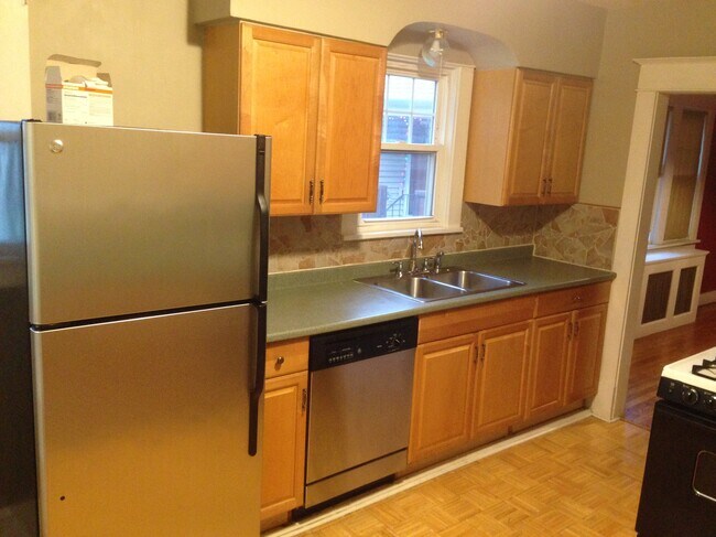 Photo - 433 Partridge St