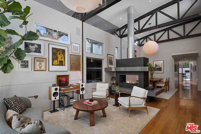 Photo - 8735 Dorrington Ave