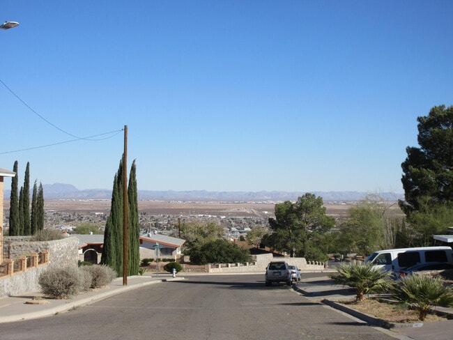 Photo - 3302 Zircon Dr