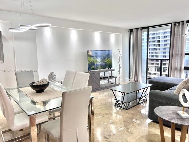 Photo - 600 NE 36th St Unit 1417