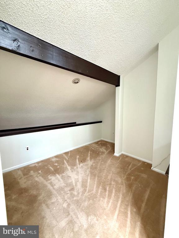 Building Photo - 4 Hazelhurst Dr Rental