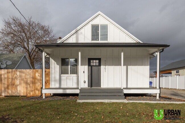 Photo - 11301 E 4th Ave House