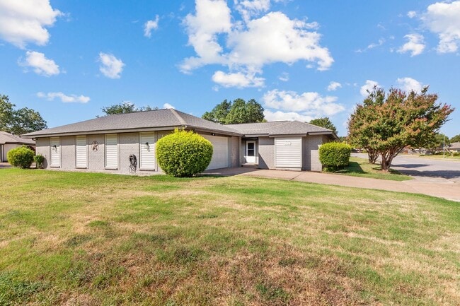 Photo - READY NOW! UPDATES GALORE!