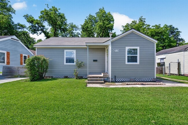 Photo - 6714 Moss Rose St