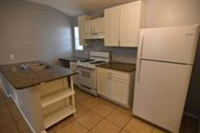 Photo - P1-2913 East 51st Street Austin, TX 78723 Unit B