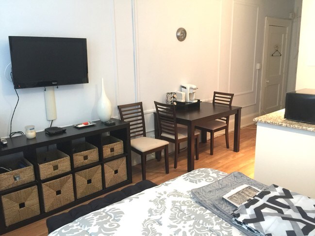 Arts Condominium [CS]
