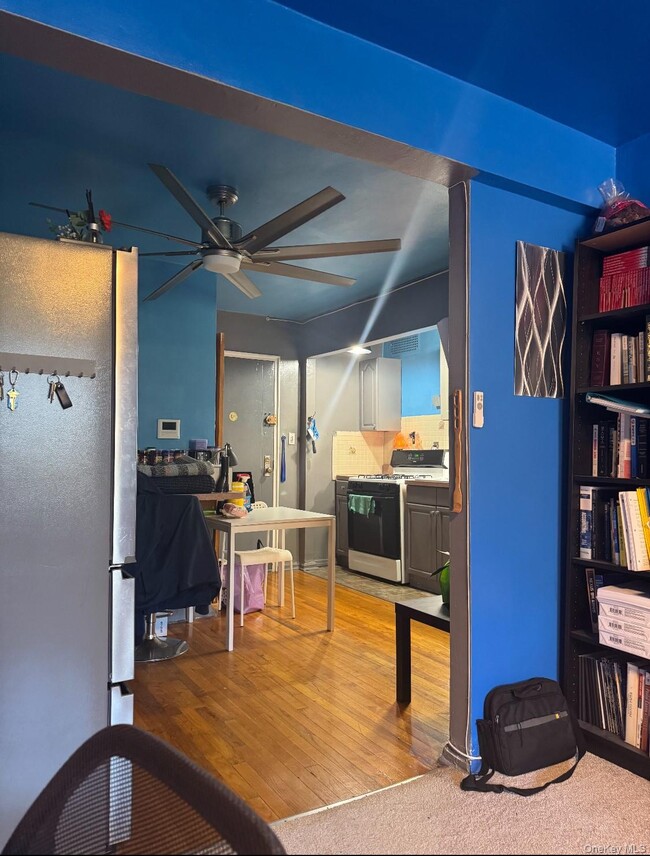 Photo - 212-04-212-75 75th Ave Unidad 3M