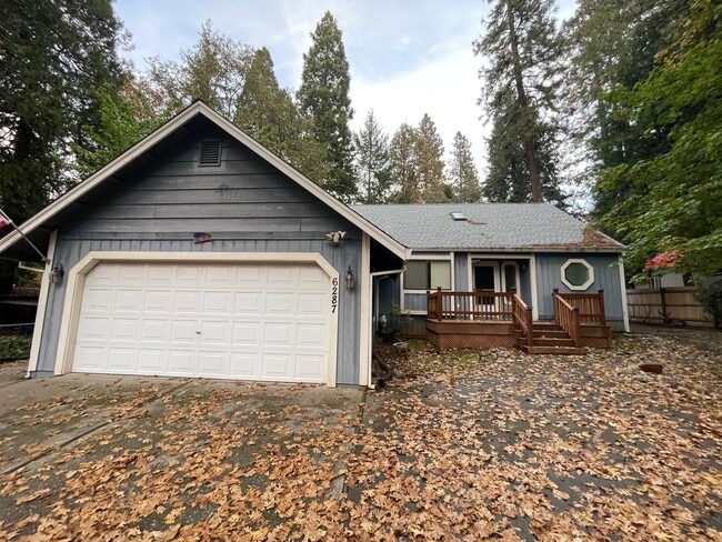 Building Photo - Magalia 2 bed 2 bath home with bonus room....