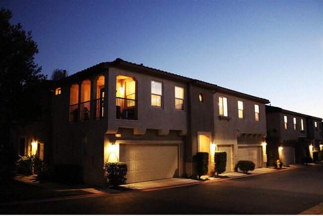 Building Photo - 2744 Crown Ridge Rd Unit 1