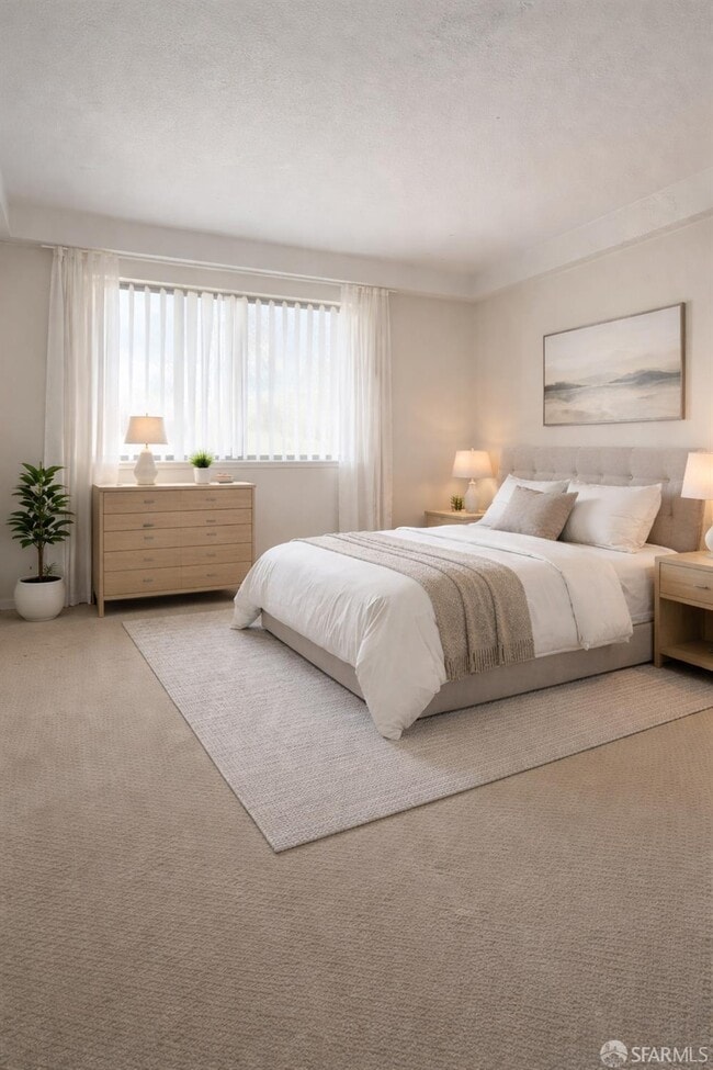 Photo - 930 Mission Rd