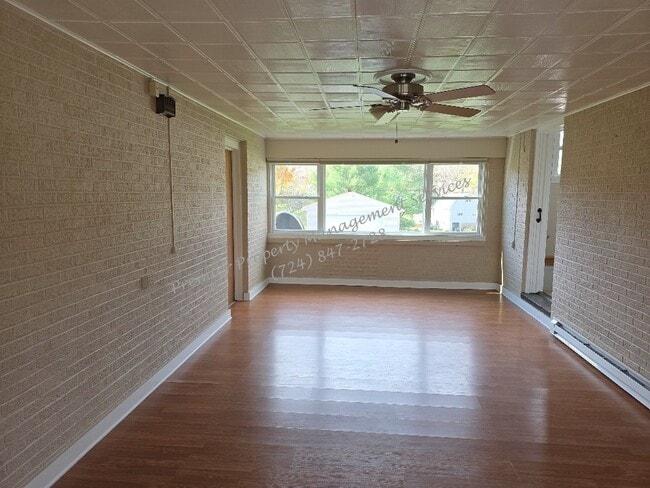 Photo - 2361 Darlington Rd