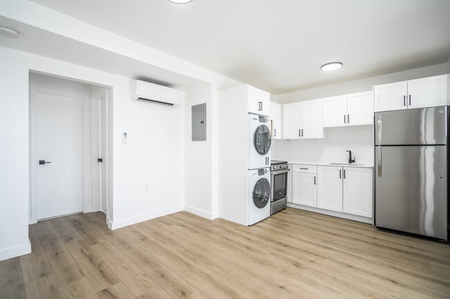 Photo - 1955 NW 2nd Ct