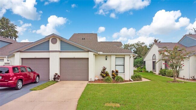 Building Photo - 112 Lakepointe Cir