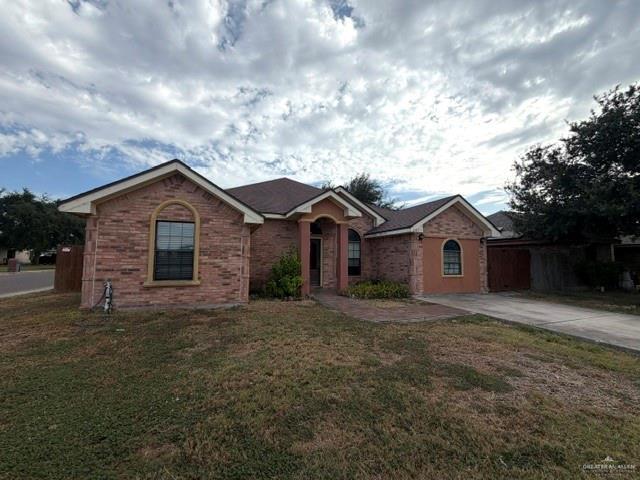 207 E Fudge Dr